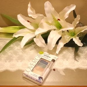 Covergirl Exact Eyelights Radiant Blues #710  Eyeshadow Palette 🎨